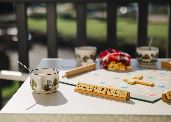 2 Avec Balcons Et Parking à - Fr-1-788-36 * Cabourg