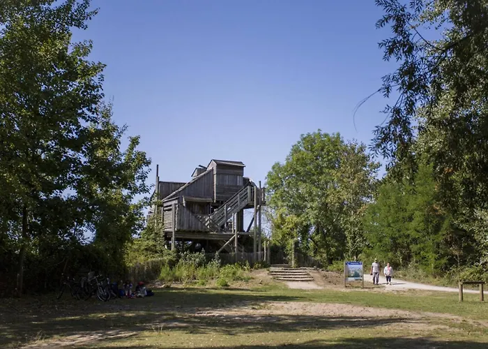 Apartment 2 Avec Balcons Et Parking A - Fr-1-788-36